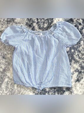 Old Navy blouse size 3T